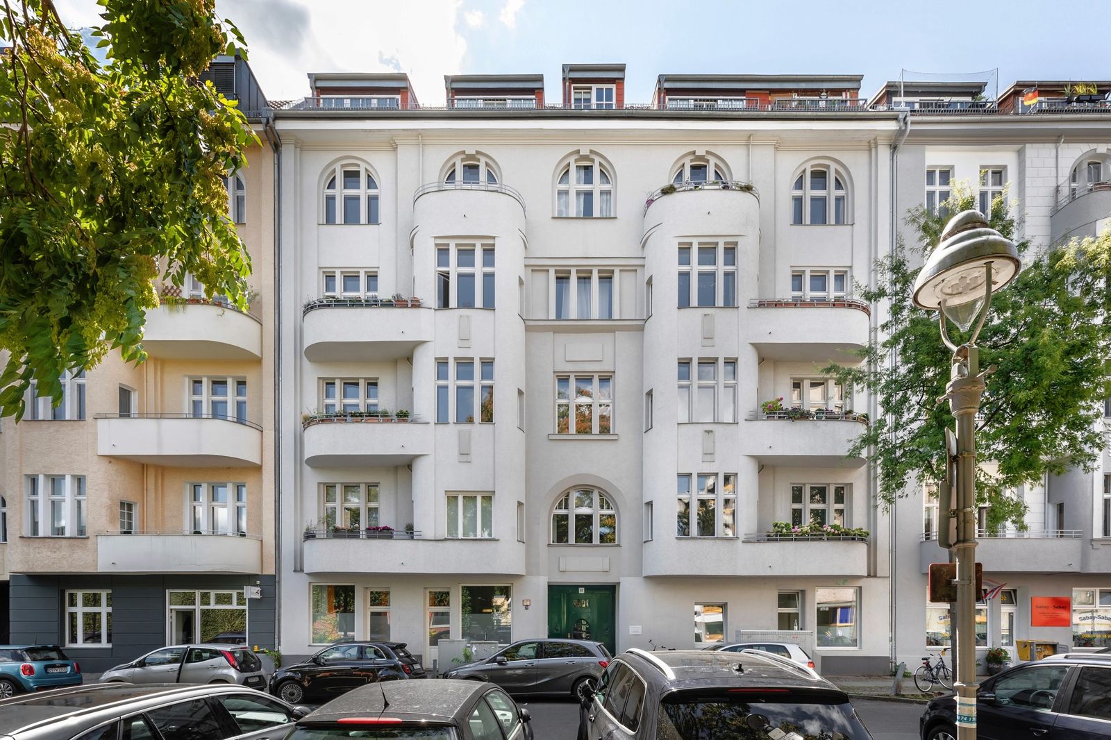 Period building at Niebuhrstraße 63 in Berlin-Charlottenburg